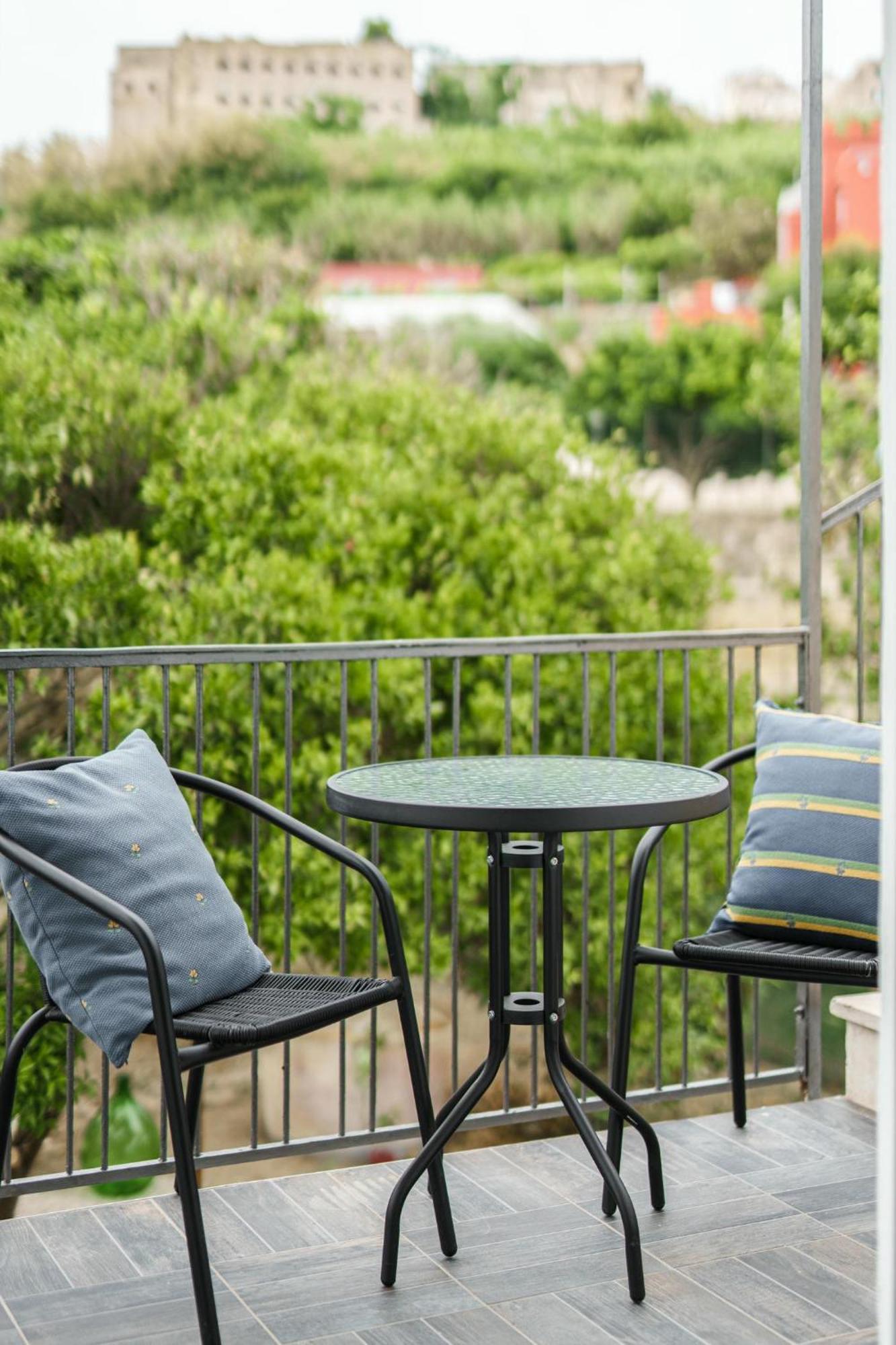 Bed and Breakfast Il Poeta Nella Vigna Procida Exterior foto